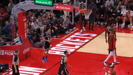 亚博电竞 -关于布鲁克林篮网发布备战花絮，赛前手感冰凉，NBA常规赛任务艰巨，纪律约束更严格的信息