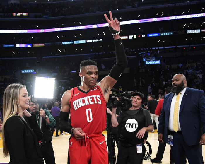 亚博电竞 -洛杉矶湖人内部会议纪要流出：国际比赛日状态回暖，意甲使命明确，心理建设被强调的简单介绍